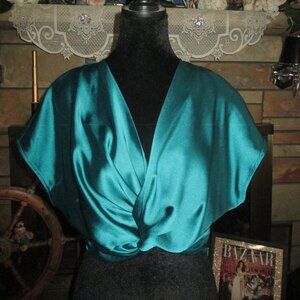 House of Harlow Twist Front Top